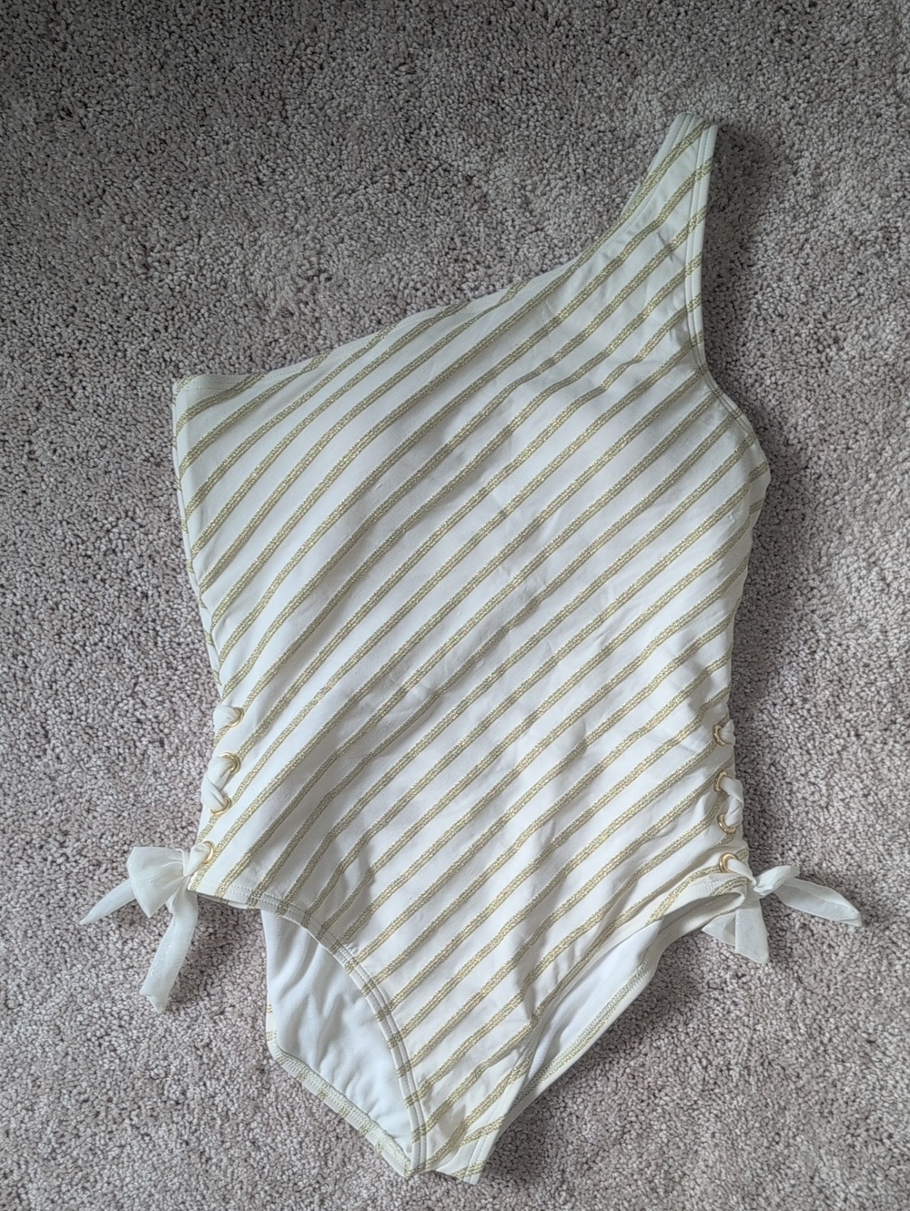 Jantzen White And Gold One Shoulder One-Piece Swimsuit